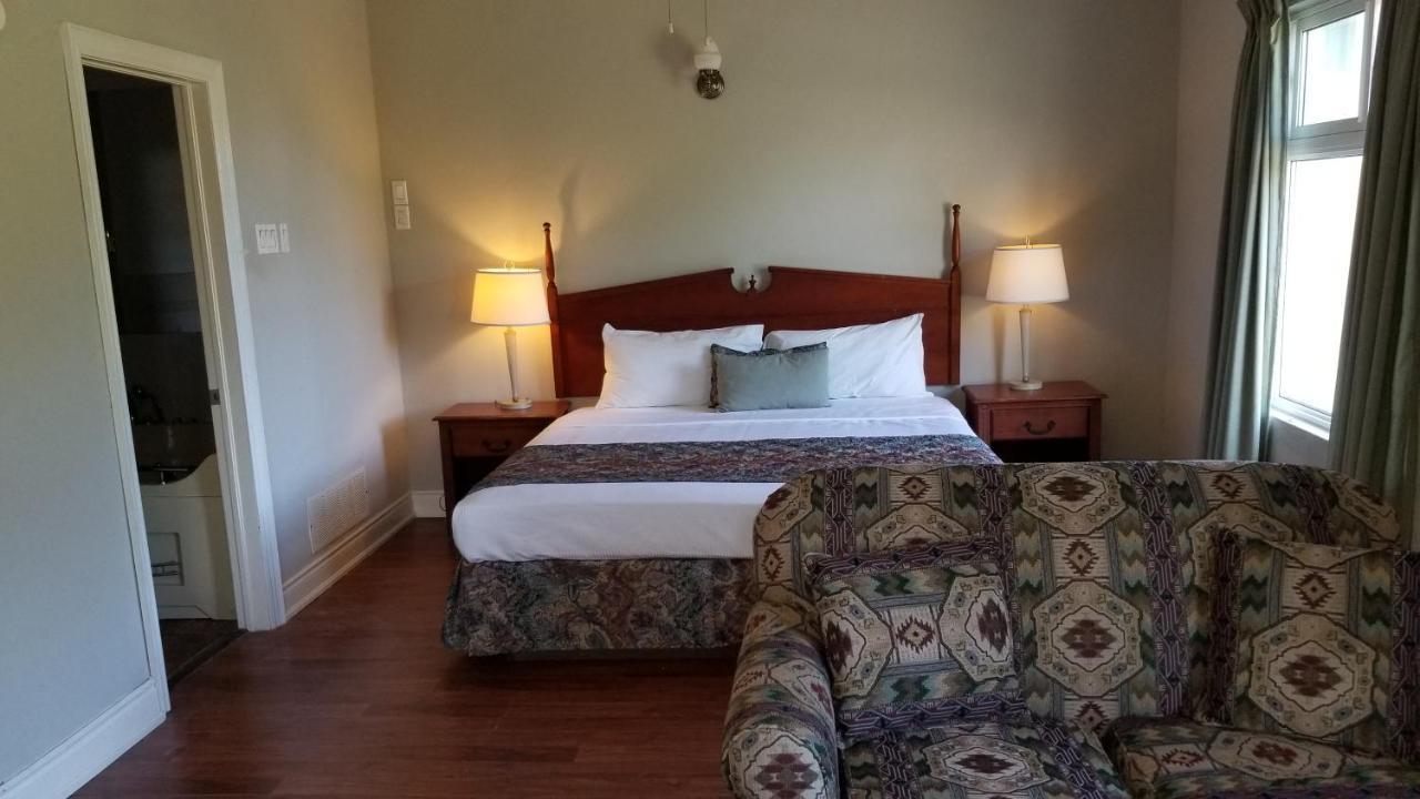Guest House Villa Mishkan Runaway Bay Exterior foto